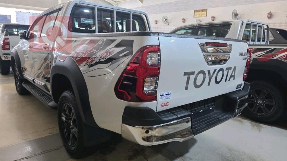 تويوتا هايلوكس